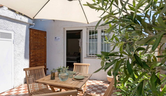 Studio Apartment 'Il Sire - Casa Vacanza' with Private Terrace, Wi-Fi and Air Conditioning