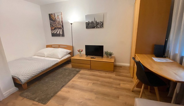 Studio Apartment '-Apartment' with Wi-Fi