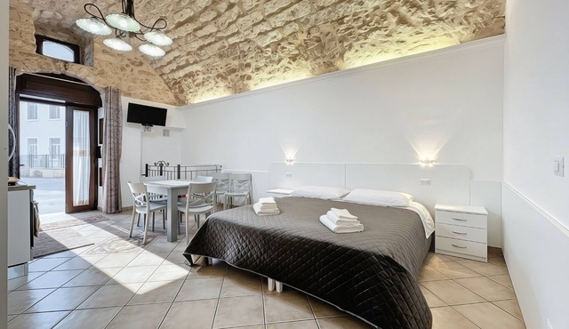 Studio Apartment 'La Castellana' with Wi-Fi