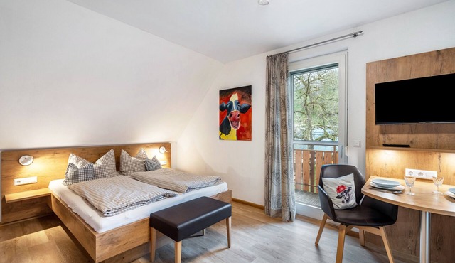 Studio Apartment 'Ferienwohnung Morgensonne' with Shared Terrace, Shared Garden and Wi-Fi