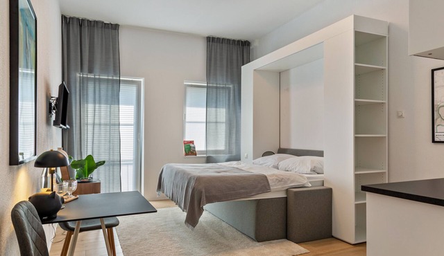 Studio Apartment 'Deluxe Apartment No. 4' with Wi-Fi