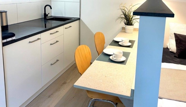 Studio Apartment '2' with Wi-Fi