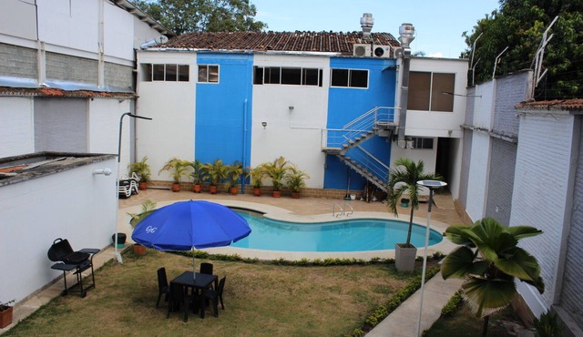 Studio apartment #6 south of cali, garden city