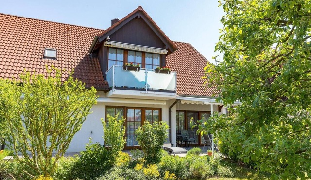 Studio Apartment "Baur No. 2" with Wi-Fi and Balcony; Parking Available