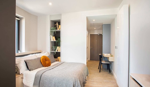 Studio Apartment Croydon Central : StayCozy