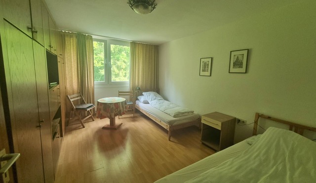 Studio Apartment for Contractors with Mountain View, Shared Pool and Wi-Fi