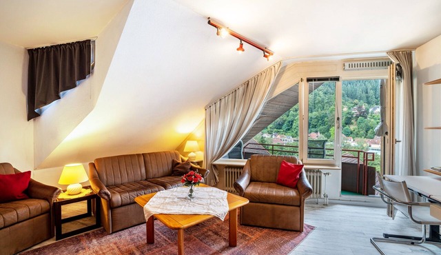 Studio Apartment 'Ferienwohnung Weitblick' with Mountain View and Balcony