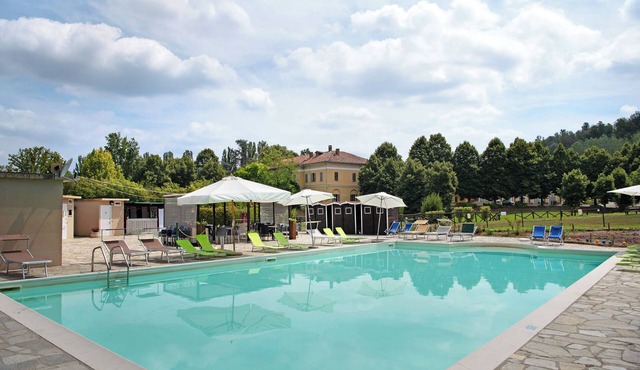 Studio Apartment 'Dimora Il Feudo Apt 2' with Shared Pool, Wi-Fi and Air Conditioning