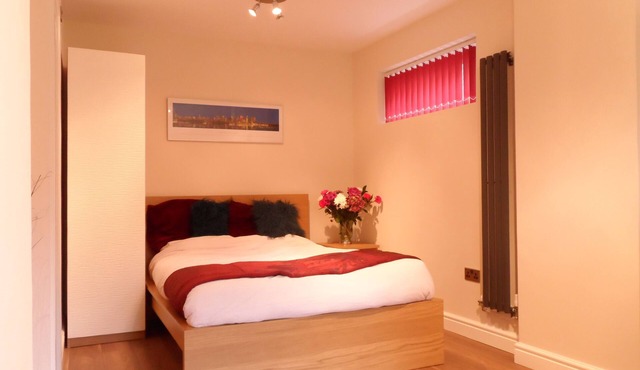 Studio apartment ideal for work or leisure stays. Near Newmarket and Cambridge.