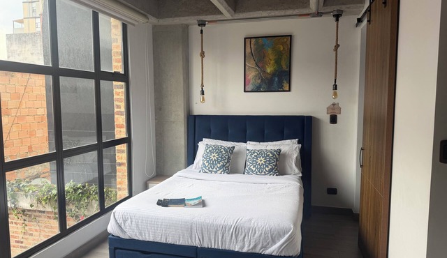 Studio apartment ideal for travelers close to corferias and american embassy