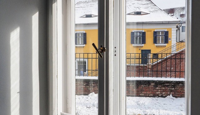 Studio apartment in old building - Lügenbrücke