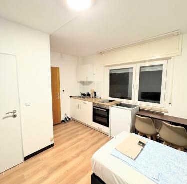 Studio Apartment next to Airport