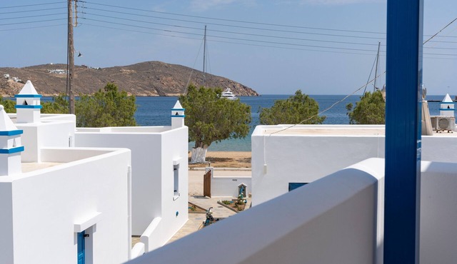 Studio Apartment 'Studios Ninemia Serifos 4' with Sea View, Wi-Fi and Air Conditioning