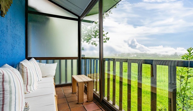 Studio Apartment 'Suite Galería' with Private Terrace, Private Garden and Wi-Fi