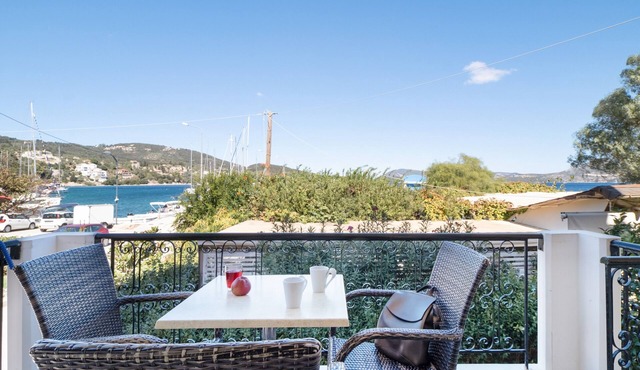 Studio Apartment 'Vaso Sea View' with Sea View, Wi-Fi and Air Conditioning