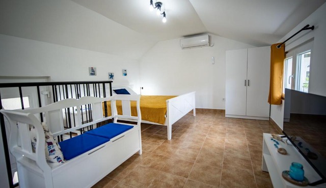 Studio apartment Villa Radovic