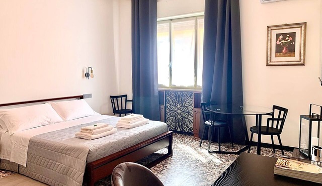 Studio apartment with double bed and sofa bed