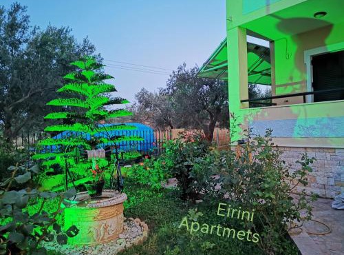 Studio Apartments Eirini