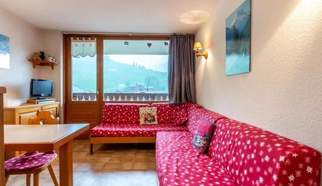 Studio avec balcon, animaux acceptés, proche pistes et commerces - FR-1-304-38