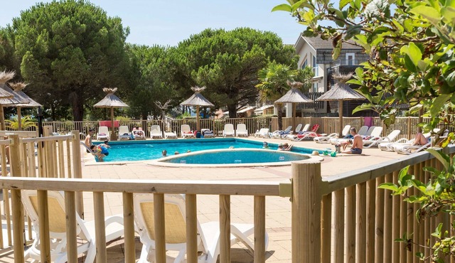Studio Avec Balcon Privé | Accès Piscine