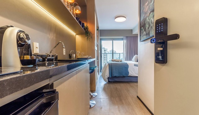 Studio in the best of Moema with garage and close to Metro/Shopping and WIFI