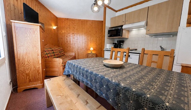 Studio cabin 4 pers. in Menuires, pets allowed