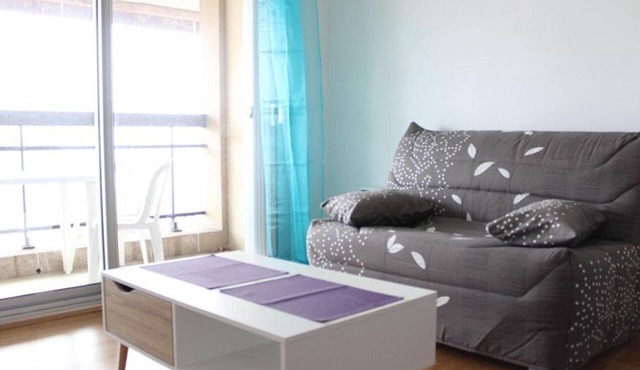 Studio Cabin with Sea View Balcony, Parking - La Rochelle