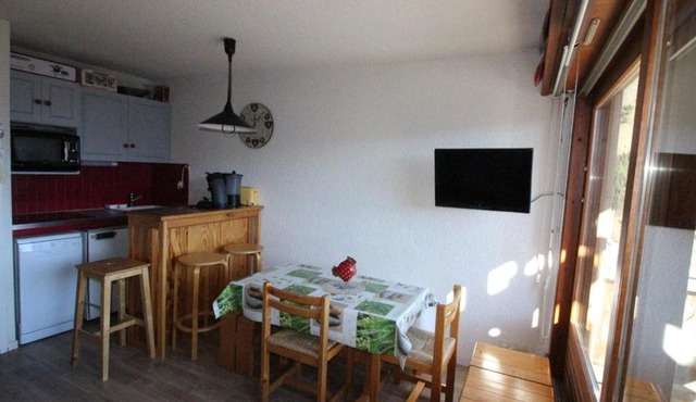 Studio cabine 4 pers au pied des pistes avec parking gratuit - Auris en Oisans - FR-1-297-151