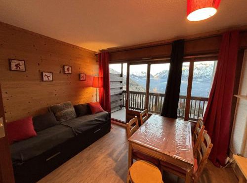 Studio cabine au pied des pistes, 3 couchages, parking - FR-1-297-326