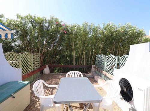 Studio Cabine avec terrasse ensoleillée, piscines, parking privé, à 500m de la plage - FR-1-307-133