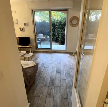 Studio cabine avec jardin
