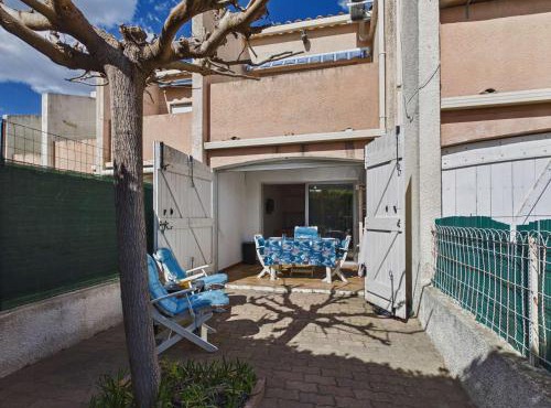 Studio cabine RDC, proche plage et commerces, terrasse, WiFi gratuit, park 1 voiture, 4 couchages - FR-1-423-230