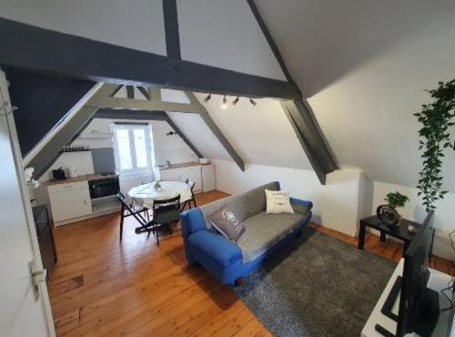 studio centre ville 3ème étage sans ascenceur