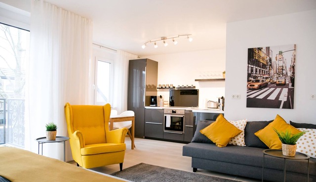 STUDIO - CHIC & COMFORT w/ TOP CONNECTION