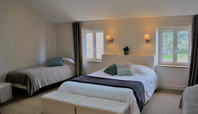 Studio Colonel - Sleeps 4
