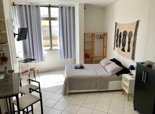 Studio com ar condicionado no coração de Salvador
