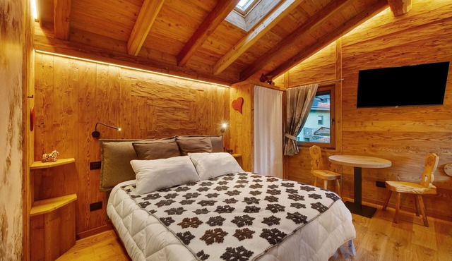 Studio 'Con Idromassaggio' with Mountain View, Balcony and Wi-Fi