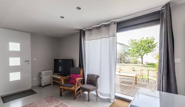 Studio Confortable et Calme à 25 Minutes du Centre de Paris