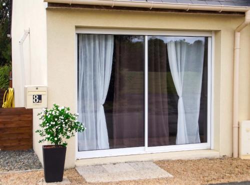 Studio confortable à Pédernec - 27m² - Terrasse ensoleillée