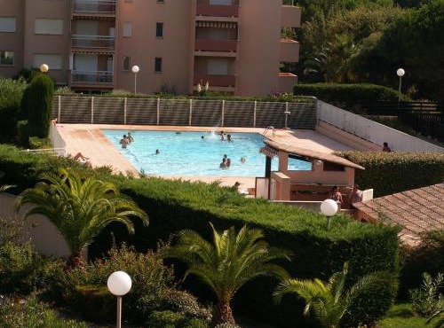 Studio cosy avec vue sur la mer à Bormes-les-Mimosas, 20 m².