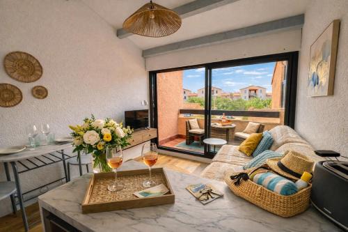 Studio cosy balcon sud - plage naturiste 75 m