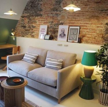 Studio de charme refait à neuf place Graslin