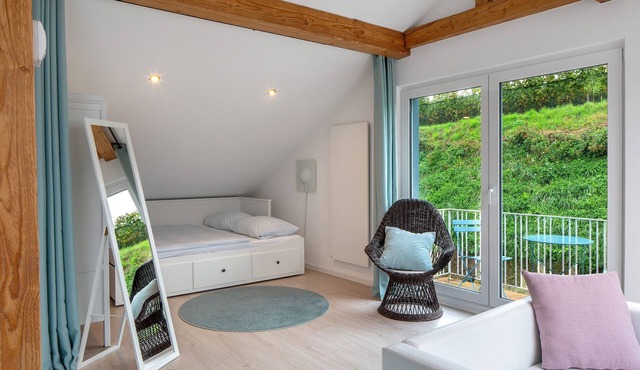 Studio Apartment 'Engelsloft' with Balcony and Wi-Fi