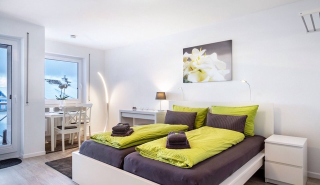 Studio 'Schwarzwaldblick D with Pool' with Mountain View and Wi-Fi