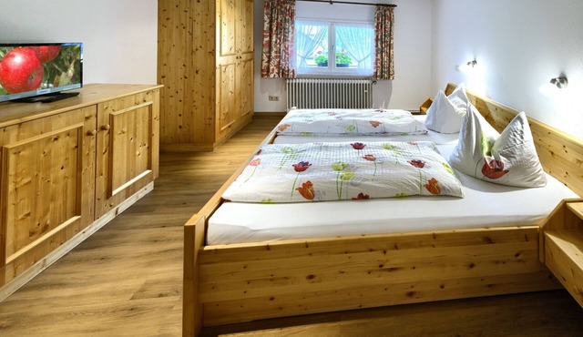 Studio 'Doppelzimmer Nr 6' with Mountain View, Shared Garden and Wi-Fi