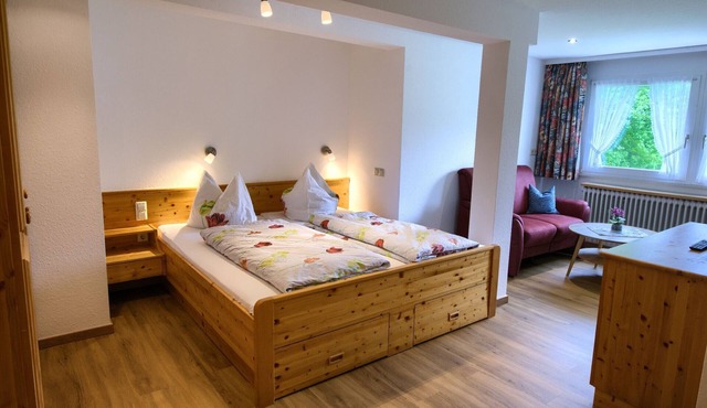 Studio 'Doppelzimmer Nr 2' with Mountain View, Shared Garden and Wi-Fi