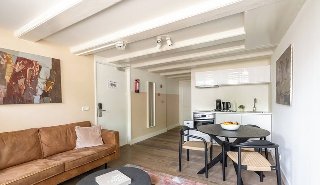 Studio Essential (2 persons) - Amsterdam Dockside Flats