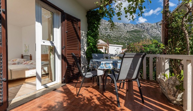 Studio flat with terrace Igrane, Makarska (AS-22690-d)