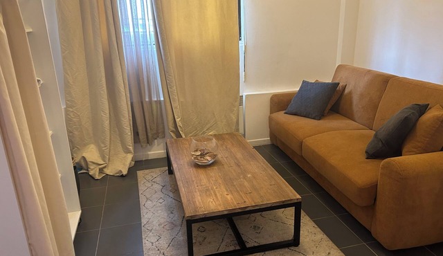 Studio Fonctionnel et Paisible Proche Paris