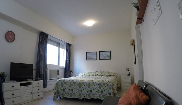 Studio for 2 people super cozy AC and WIFI